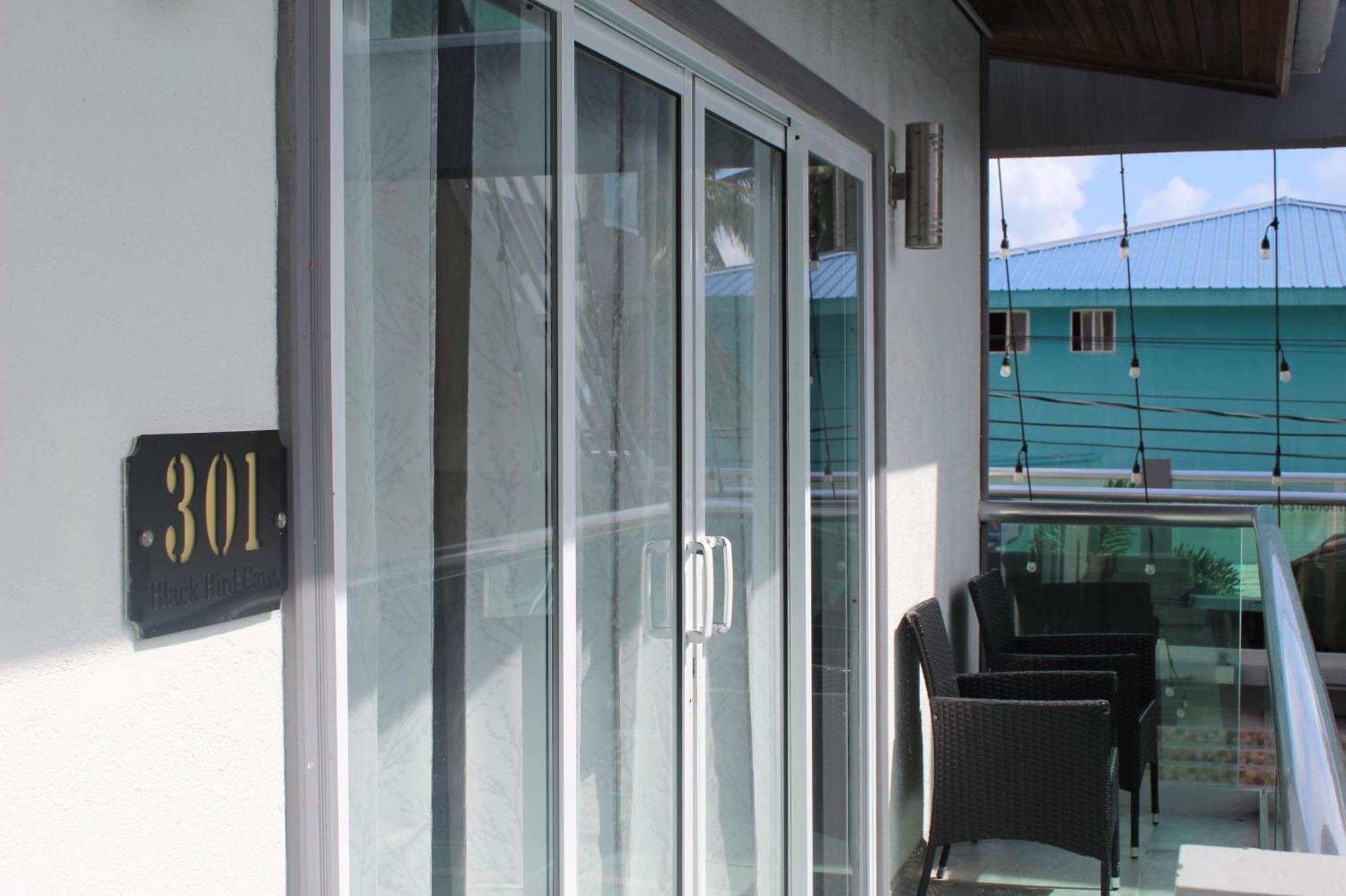 Barefoot Caye Caulker Hotel Exterior foto