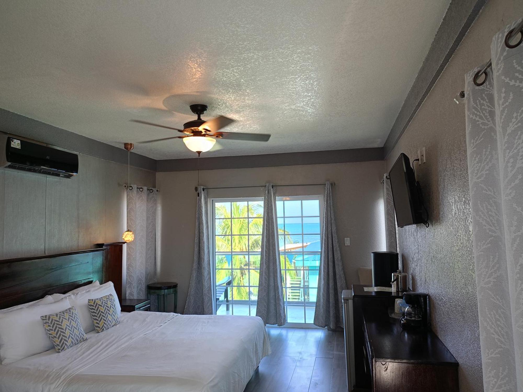 Barefoot Caye Caulker Hotel Exterior foto
