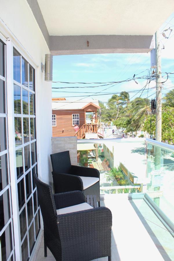 Barefoot Caye Caulker Hotel Exterior foto